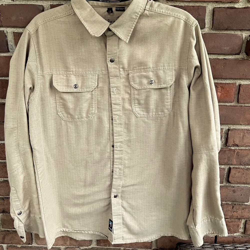 KUHL Long Sleeve 5 Panel Button Up Shirt Size Med